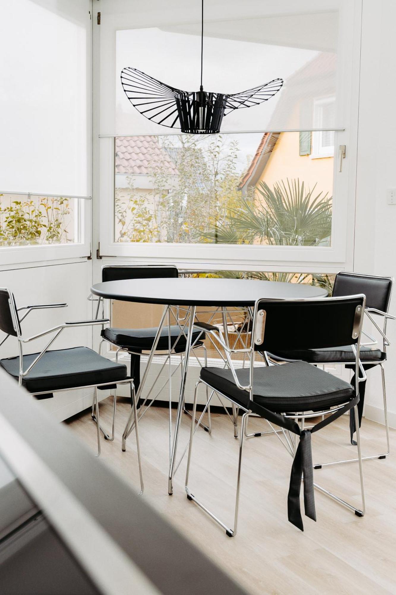 Lubu Stay Central, Cozy, With Workspace And Parking Ludwigsburg Exterior photo