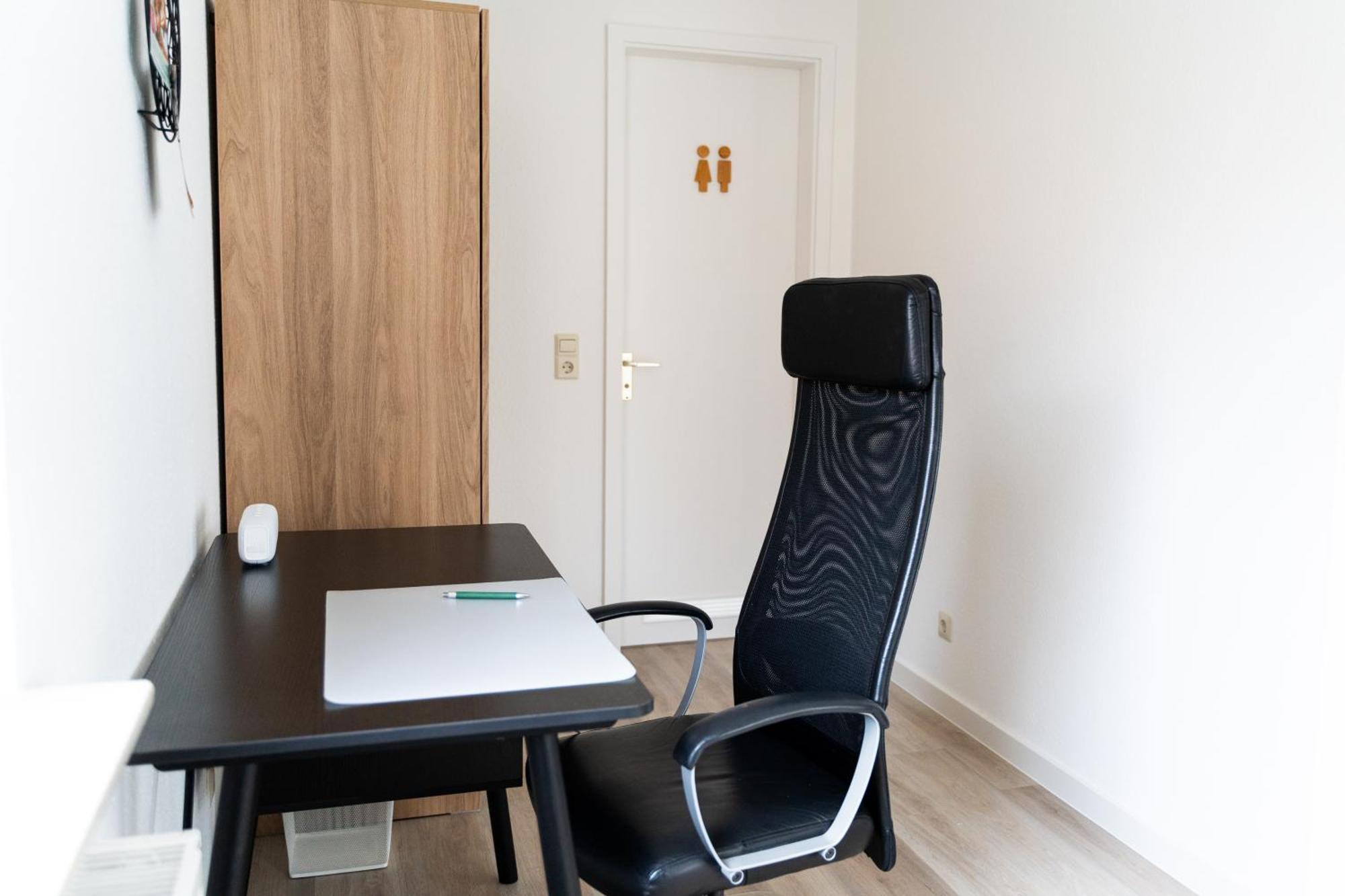 Lubu Stay Central, Cozy, With Workspace And Parking Ludwigsburg Exterior photo